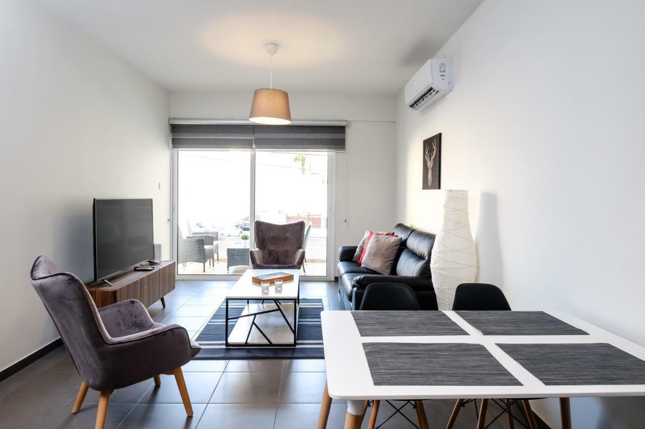 Book Me Now Central Flat Lejlighed Larnaca Eksteriør billede